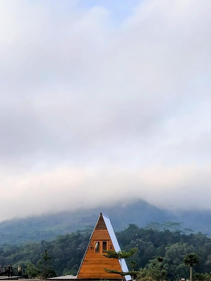 Wawowow Otel Tomohon Dış mekan fotoğraf